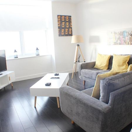 Canal Side Apartment By Serviced Living Liverpool Exteriör bild